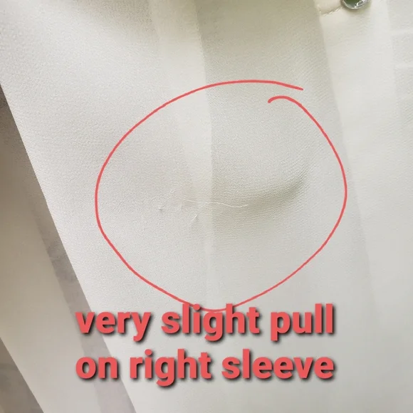 Romeo & Juliet Couture White Button Down Blouse - Picture 9 of 11